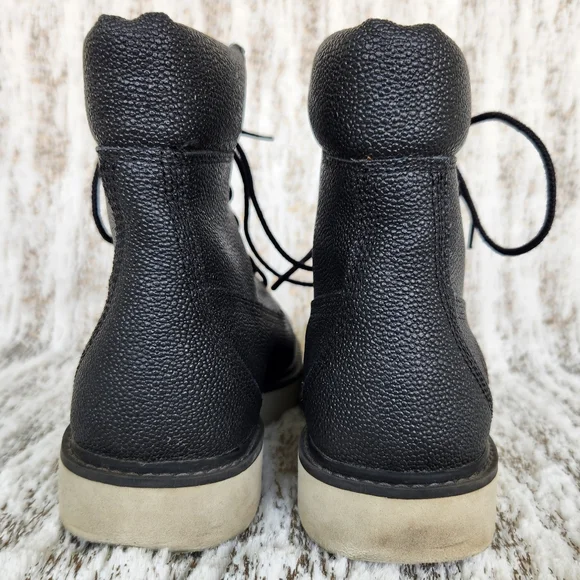 Timberland "Kenniston" Waterproof Boots Pebbled Leather Black | Women's Size 9 - Picture 5 of 12